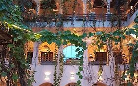 Inn Seventh Heaven